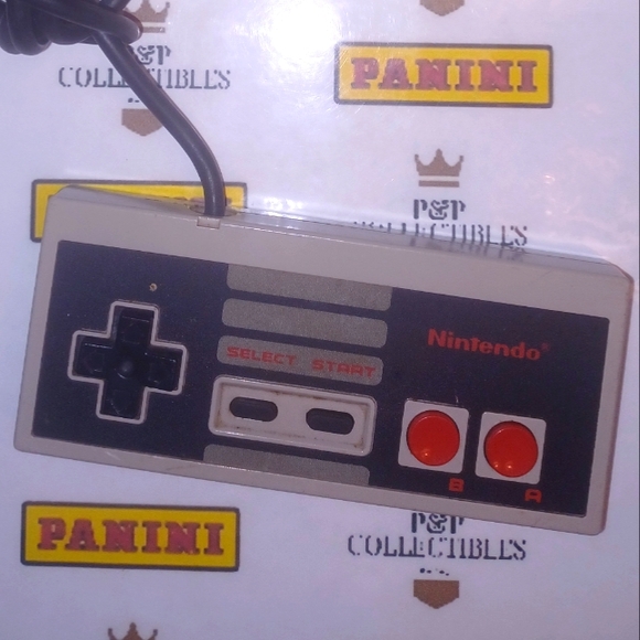 Original Nintendo NES Controller Grey 🕹 Vintags Video Game Accessories - Picture 2 of 3